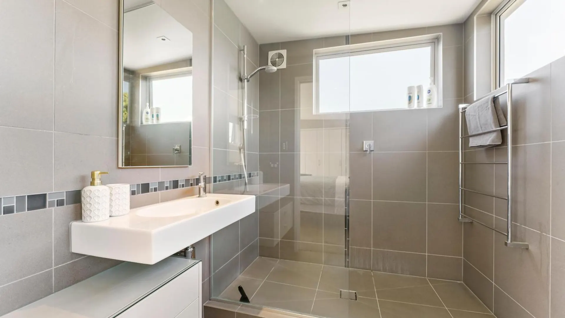 Holiday home Sunny And Spacious Beach Villa Mount Maunganui New Zealand