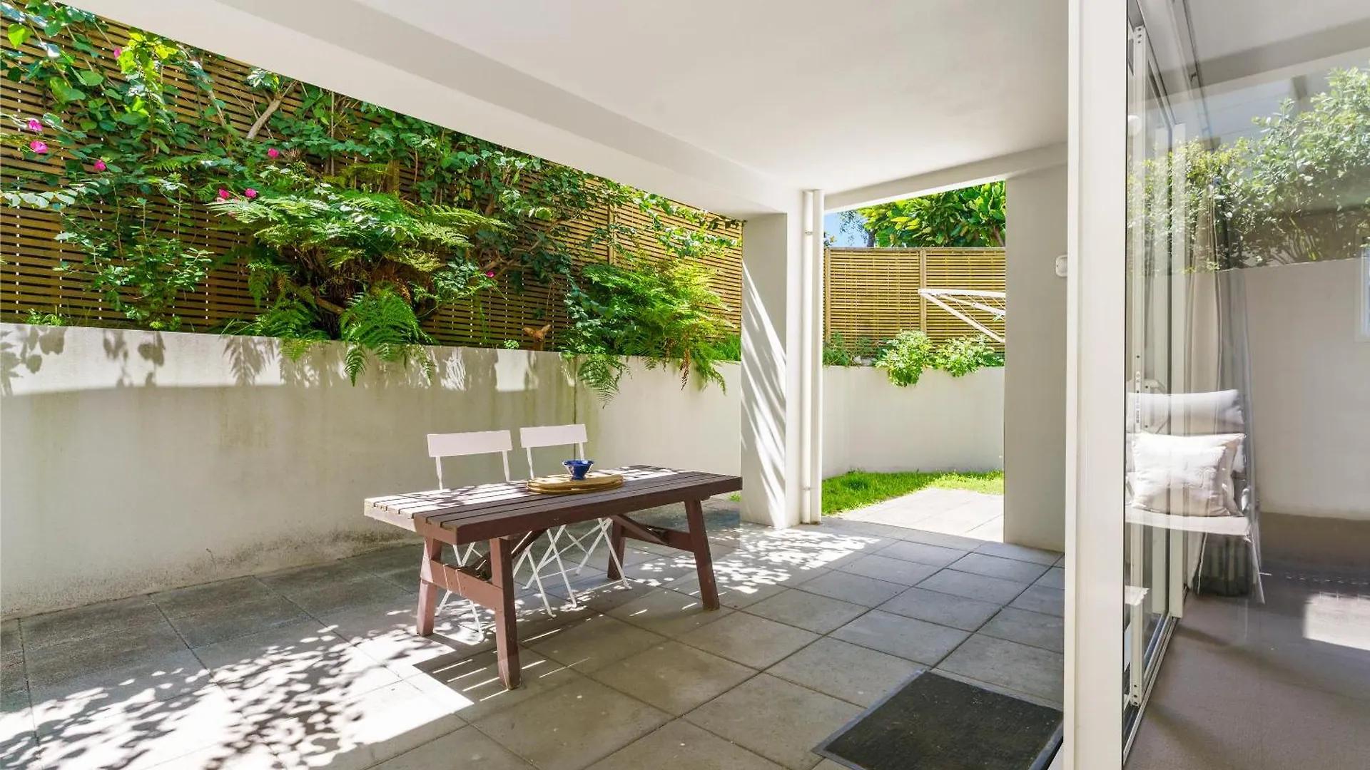 Sunny And Spacious Beach Villa Mount Maunganui